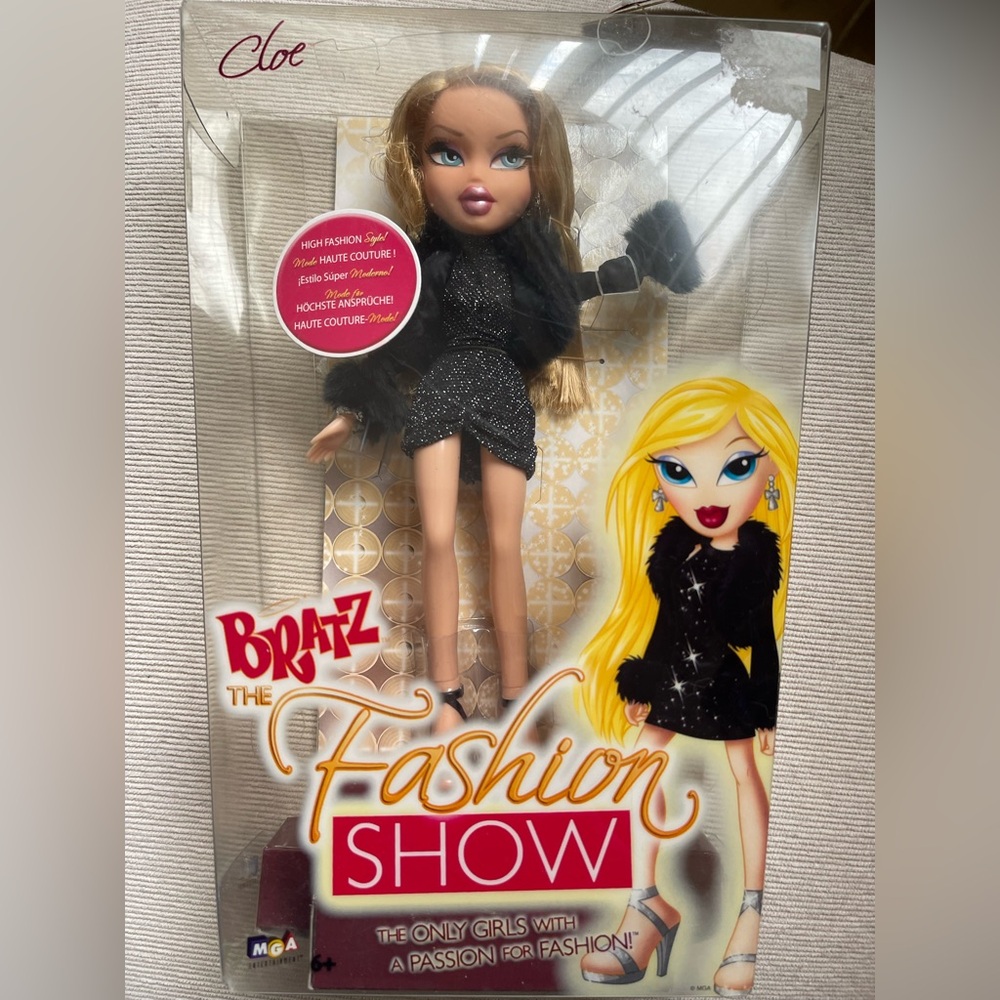 New in box: Bratz Fashion Show, Cloe